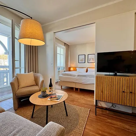 Apartment 638, Seepark