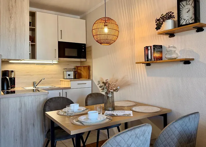 638, Seepark Apartment *