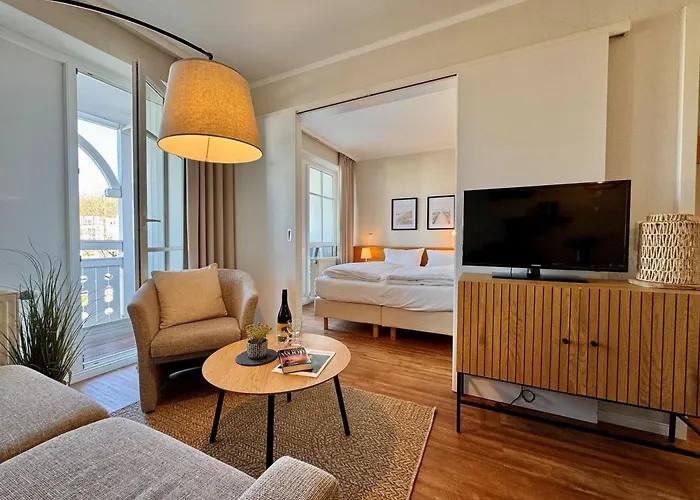 638, Seepark Apartment